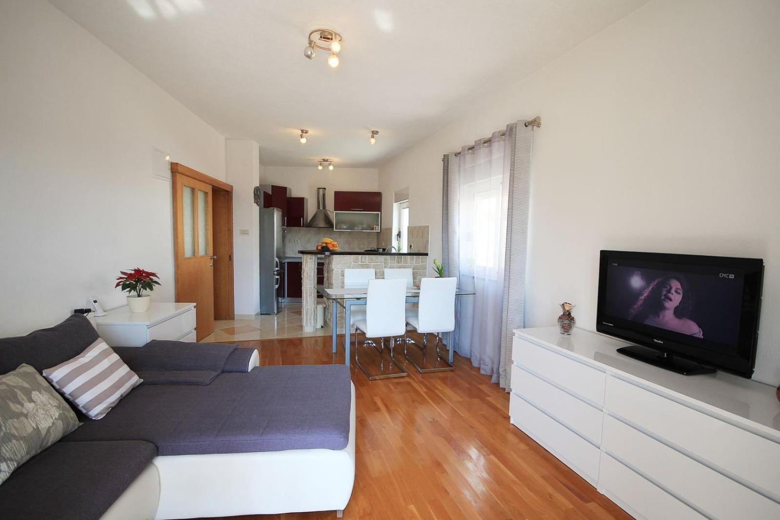 Bruna Makarska Extérieur photo